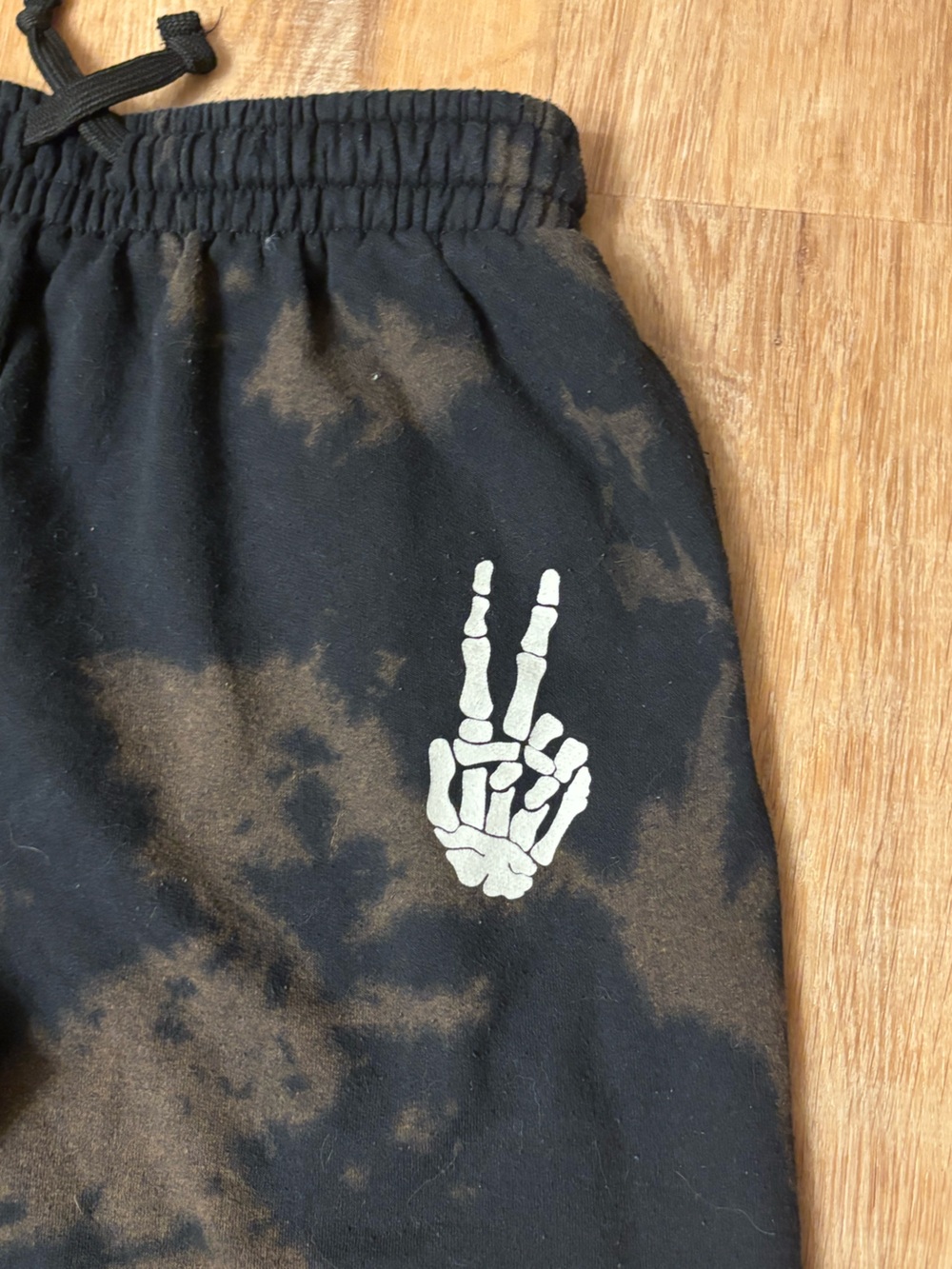 Tie-Dye Black & Brown Jogger Pant skeleton Peace Hand Graphic Bowery supply co M - Picture 9 of 10